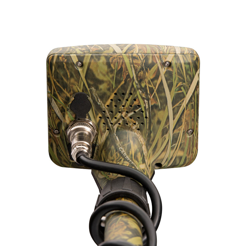Rear of the Garrett ACE Apex Jase Robertson camo housing with speaker and connector